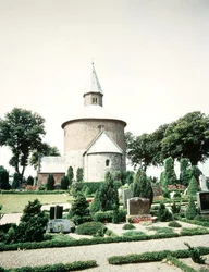Bjernede Kirche, erbaut 1125-75